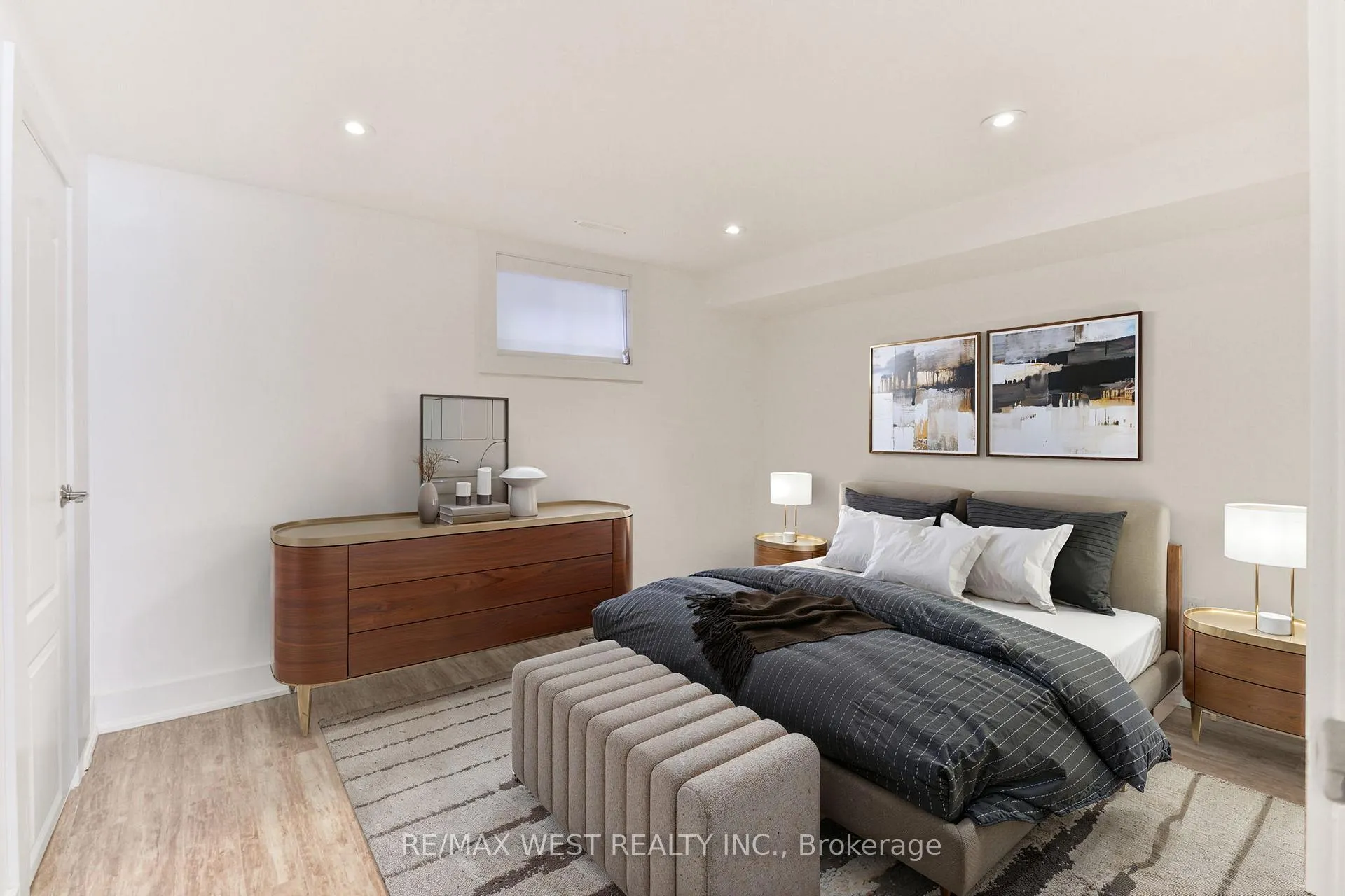 Photo 27 of Unit Basement, 13 Richardson Drive, Aurora, Aurora Highlands — HOMEH