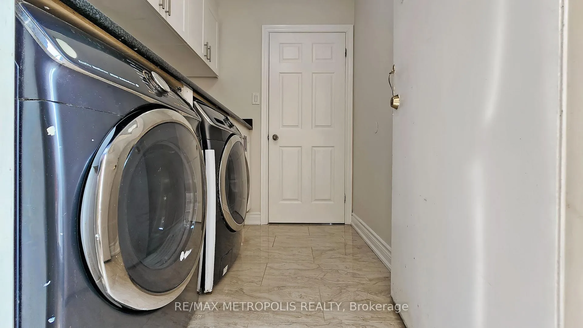 Photo 11 of Unit BSMT, 94 Blackmere Circle, Brampton, Fletcher's Creek South — HOMEH