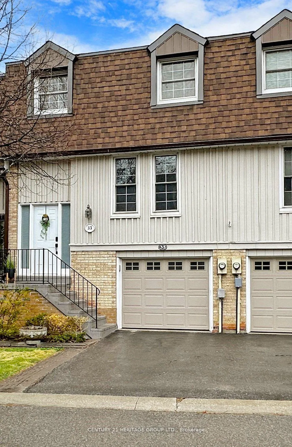 Photo 1 of 33 Bramble Way, Markham, Markham Village — HOMEH