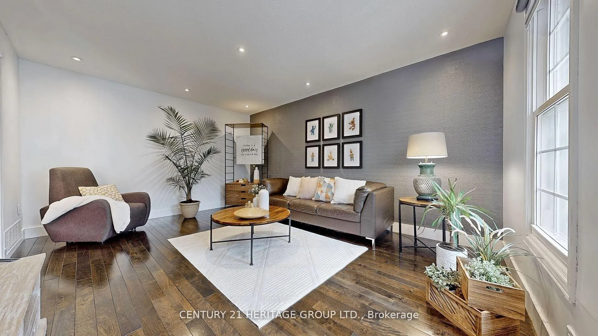 Photo 6 of 33 Bramble Way, Markham, Markham Village — HOMEH