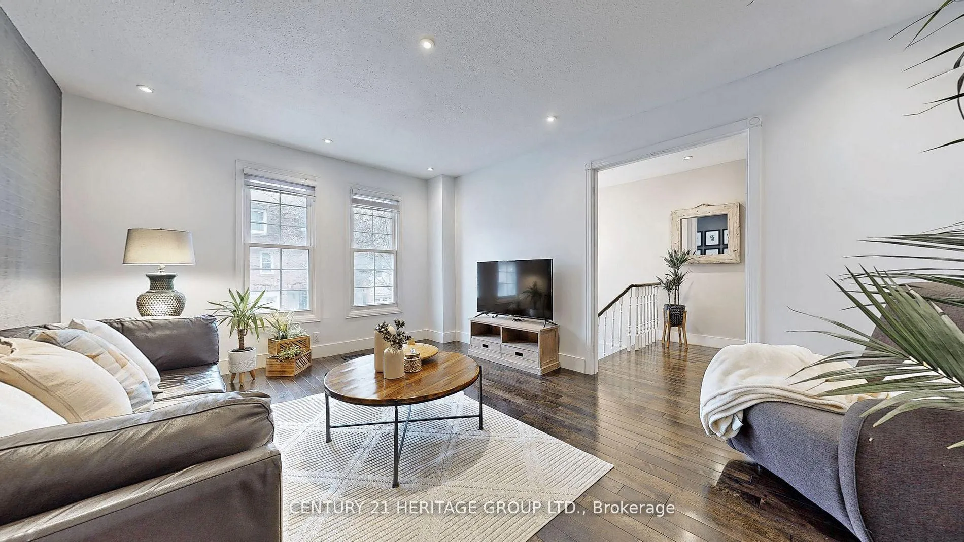 Photo 8 of 33 Bramble Way, Markham, Markham Village — HOMEH