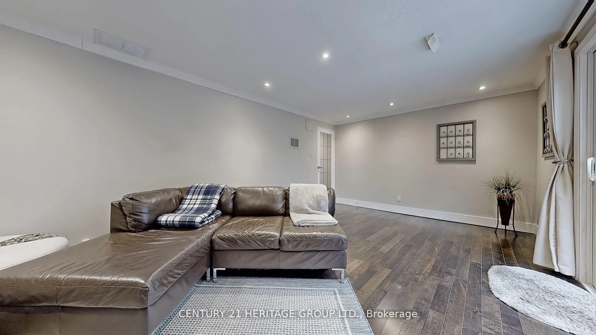 Photo 41 of 33 Bramble Way, Markham, Markham Village — HOMEH