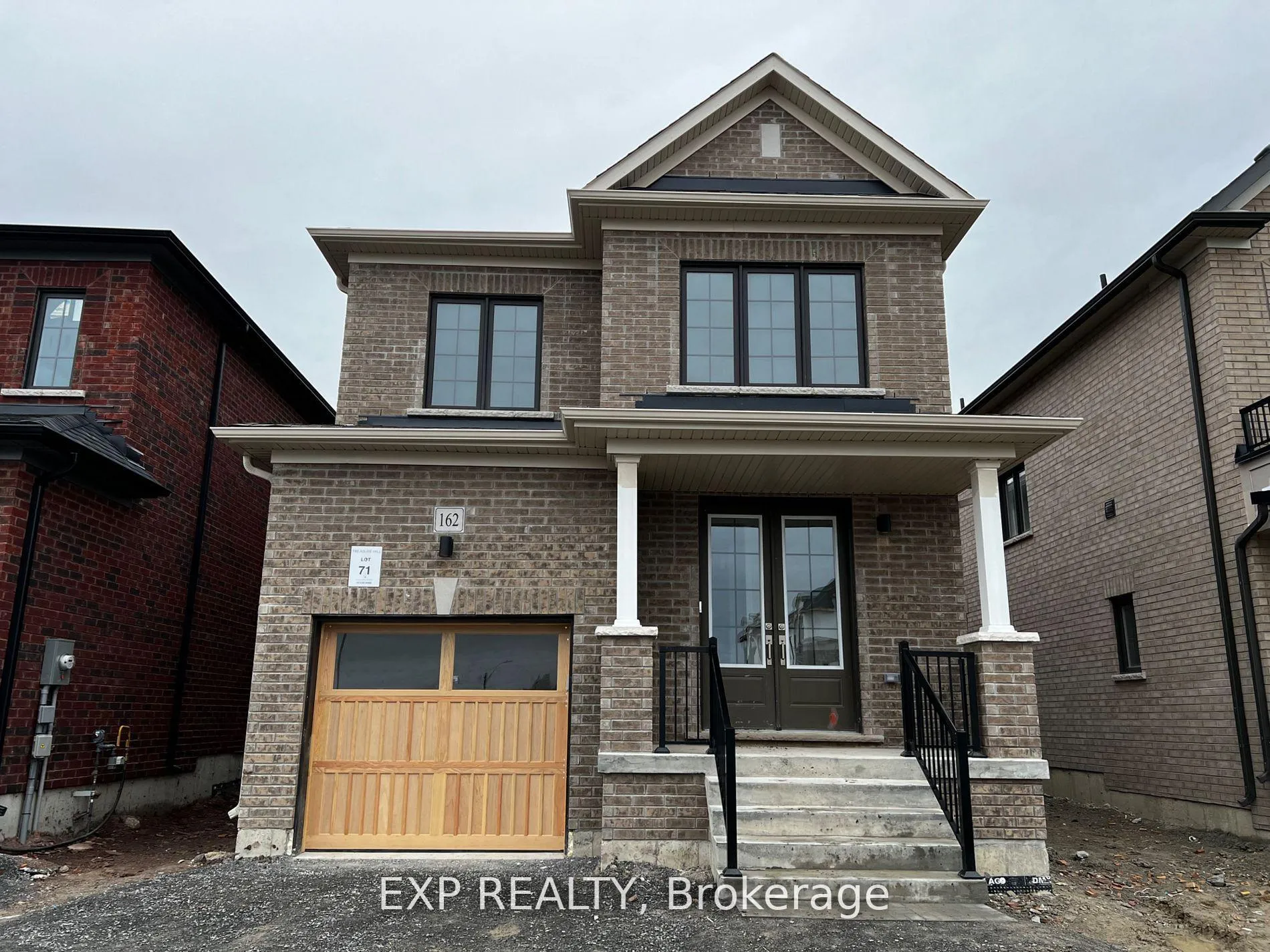 Photo 1 of 162 Flood Avenue, Clarington, Newcastle — HOMEH