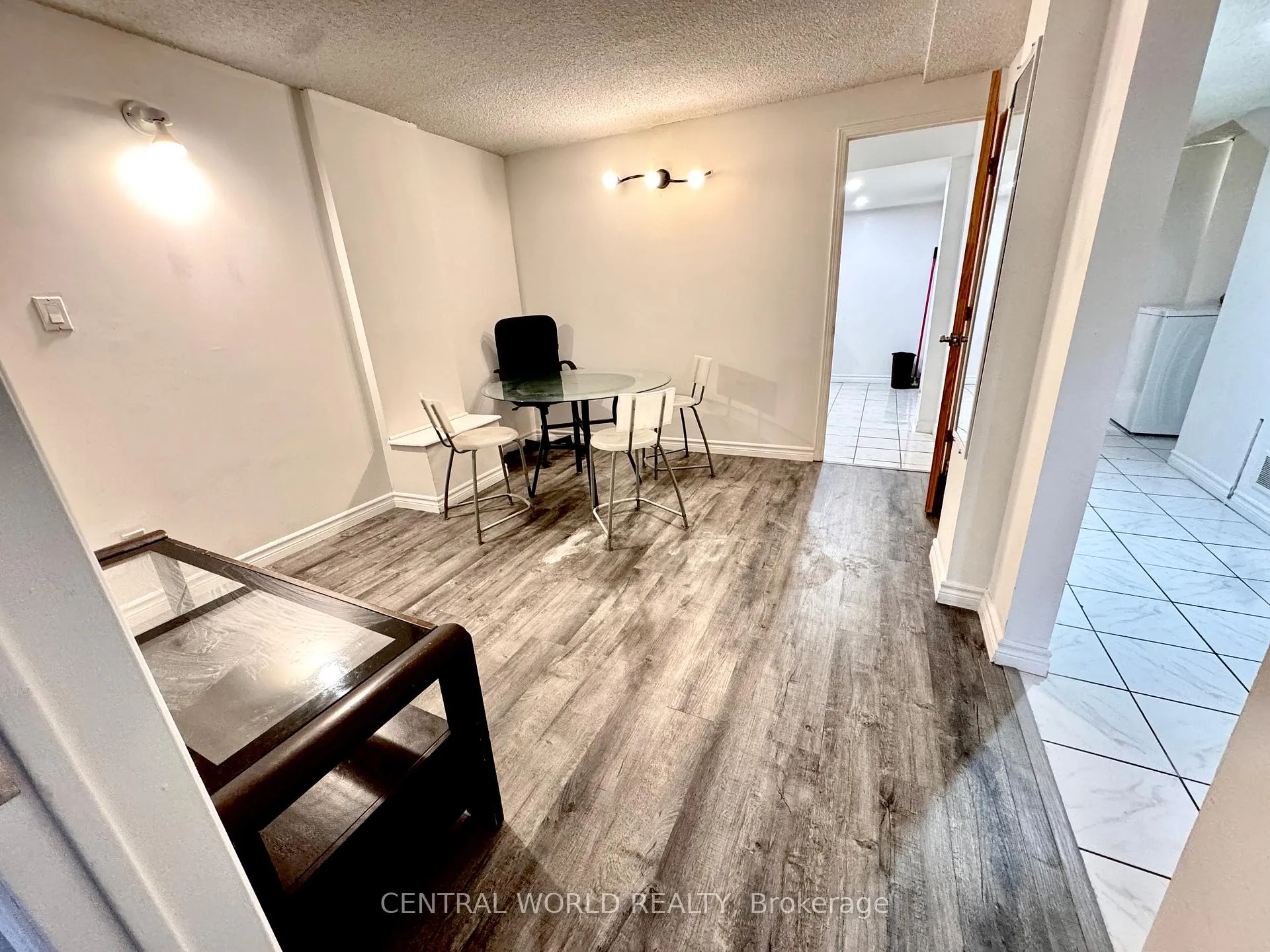 Photo 4 of Unit BASEMENT, 31 Ivan Daniels Drive, Markham, Middlefield — HOMEH