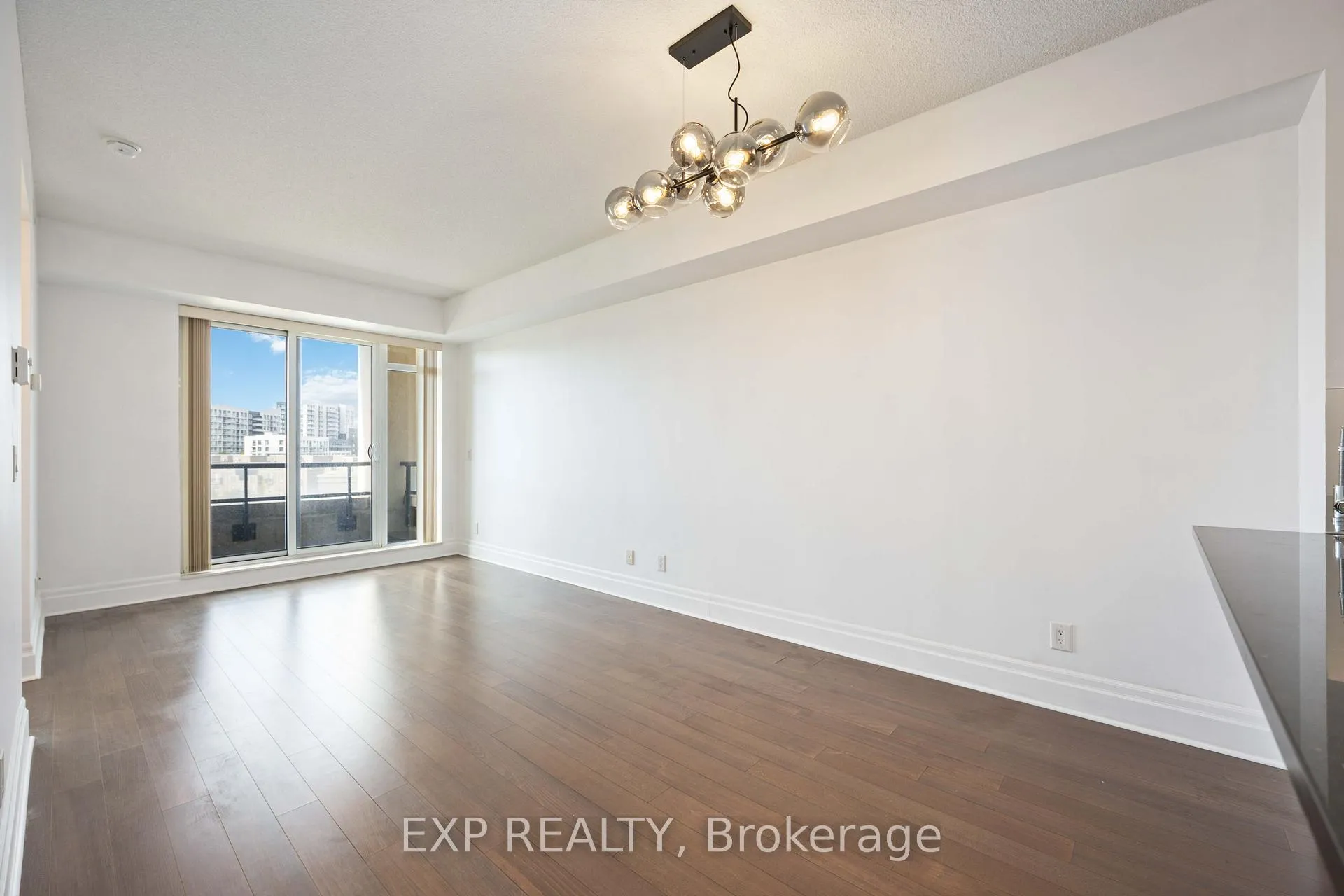 Photo 16 of Unit 616, 131 Upper Duke Crescent, Markham, Unionville — HOMEH