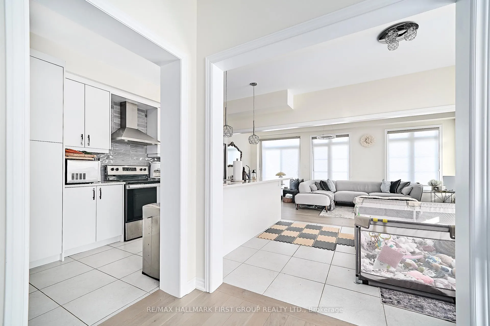 Photo 11 of 196 Closson Drive, Whitby, Rural Whitby — HOMEH