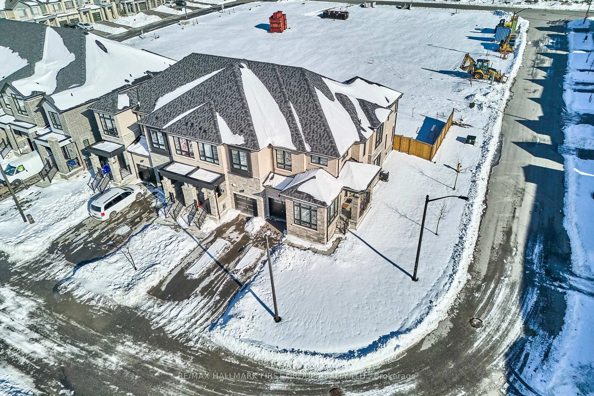 Photo 39 of 196 Closson Drive, Whitby, Rural Whitby — HOMEH
