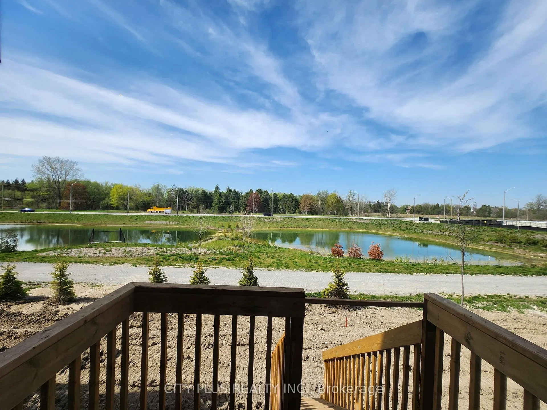 Photo 10 of 43 Spring Oak Crescent, Markham, Victoria Square — HOMEH