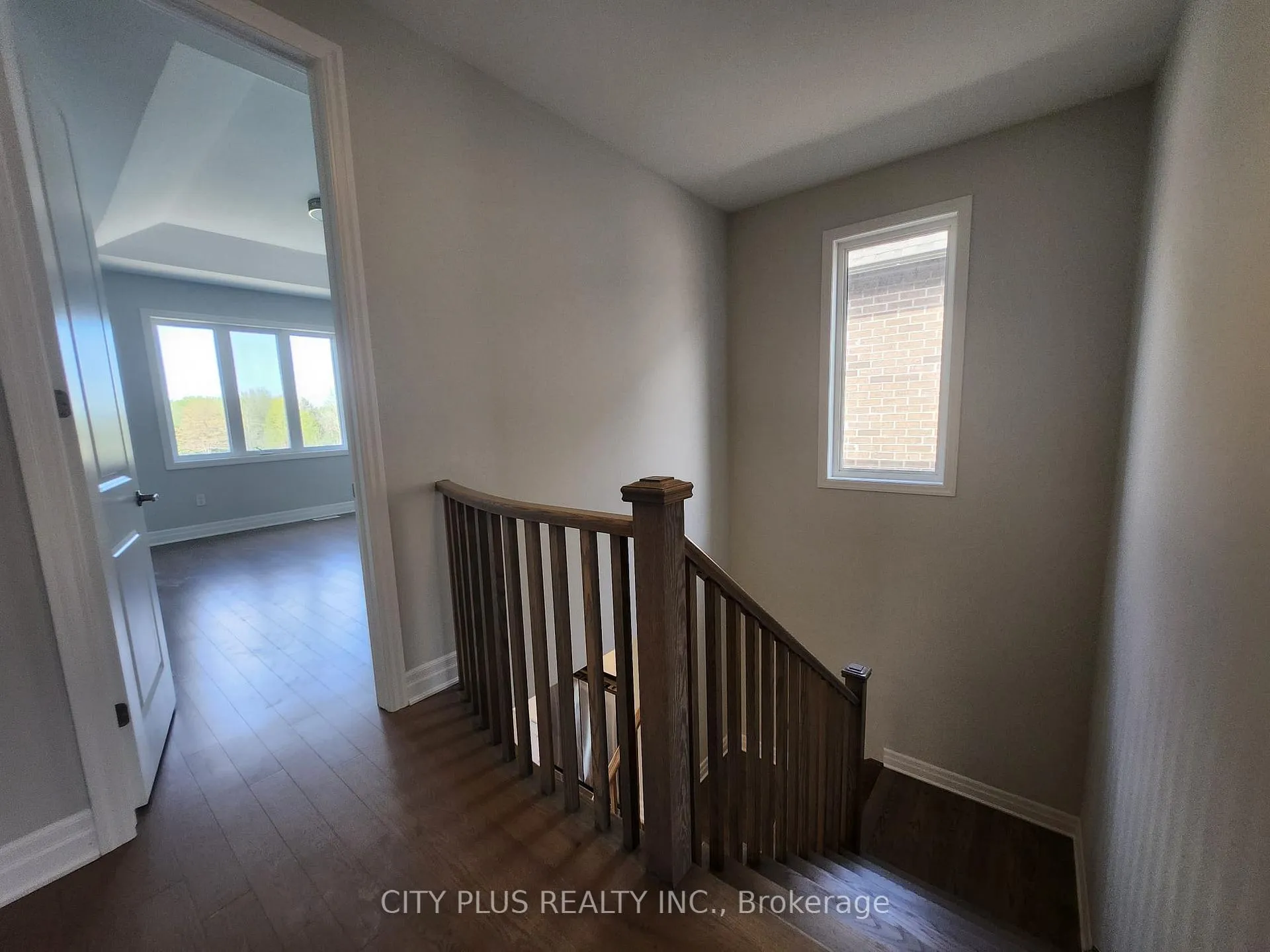 Photo 13 of 43 Spring Oak Crescent, Markham, Victoria Square — HOMEH