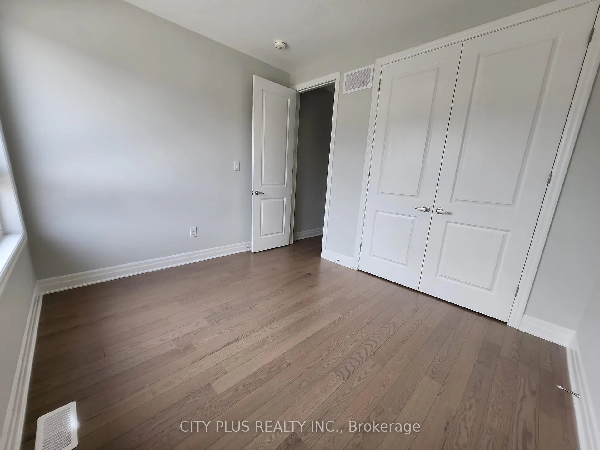 Photo 22 of 43 Spring Oak Crescent, Markham, Victoria Square — HOMEH
