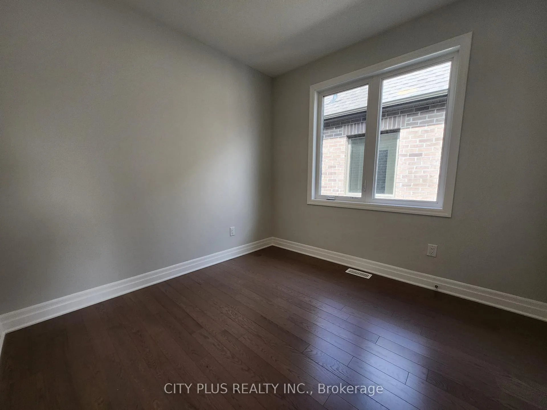 Photo 24 of 43 Spring Oak Crescent, Markham, Victoria Square — HOMEH