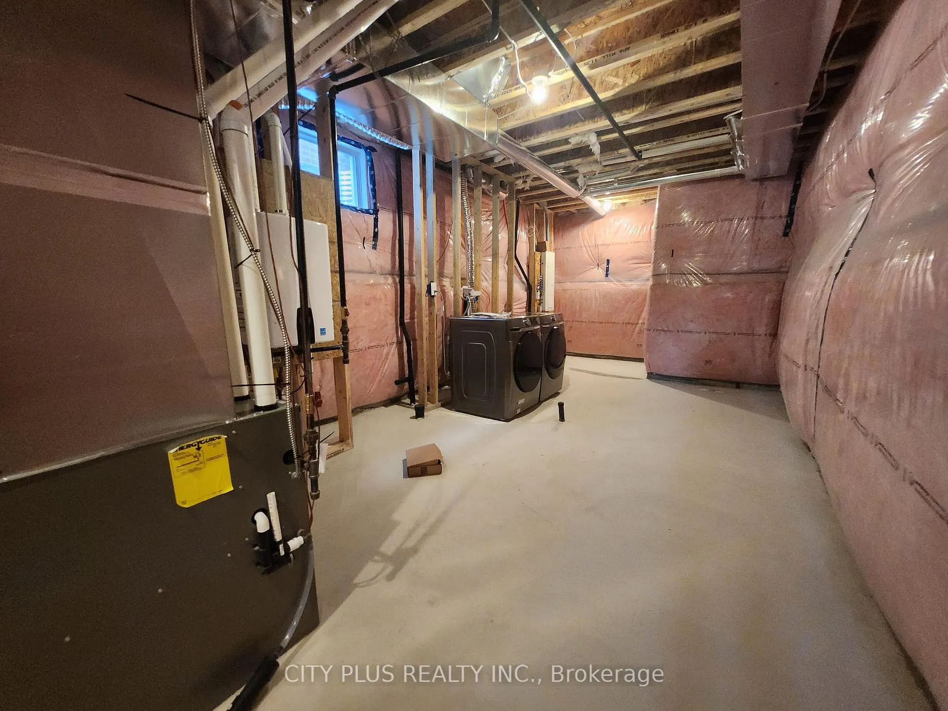 Photo 26 of 43 Spring Oak Crescent, Markham, Victoria Square — HOMEH