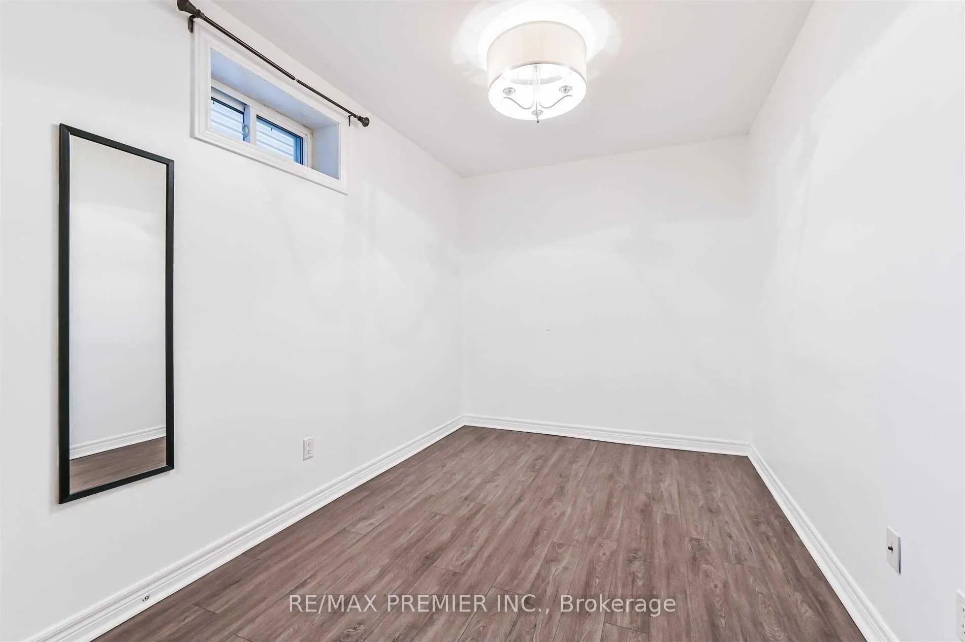 Photo 12 of Unit Lower, 1967 Dundas Street E, Toronto, The Beaches — HOMEH