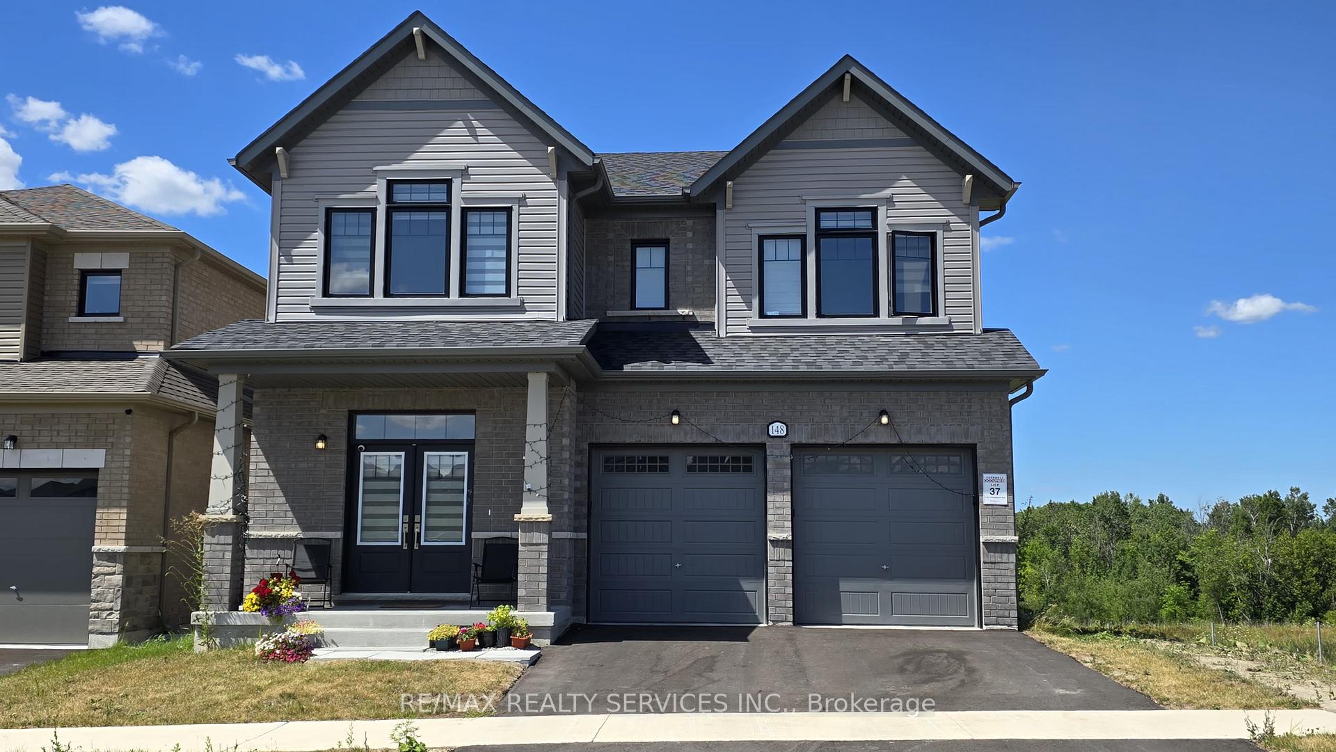 Front of 148 Thicketwood Avenue