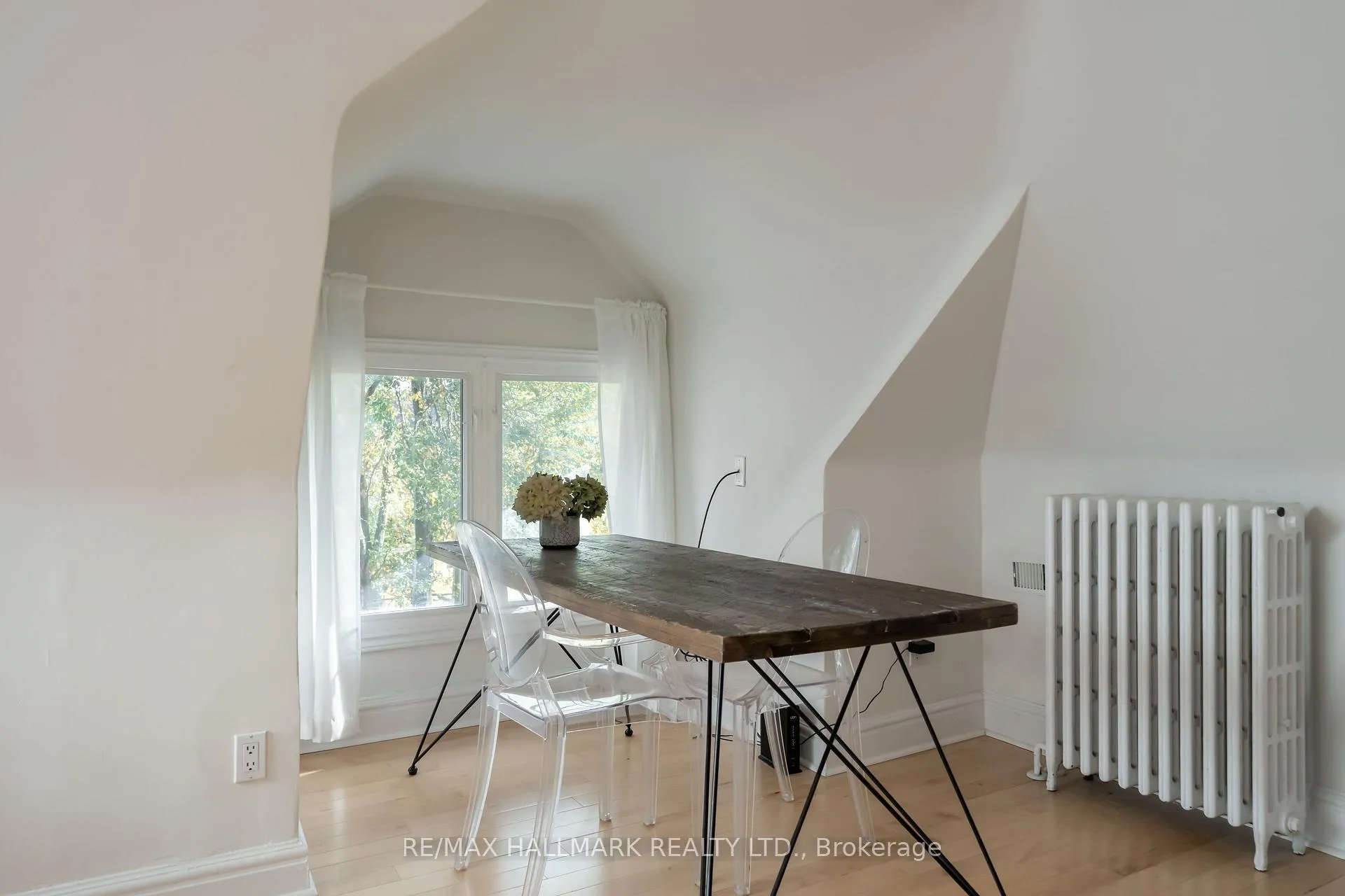 Photo 11 of Unit 3/F, 524 Markham Street, Toronto, Palmerston-Little Italy — HOMEH