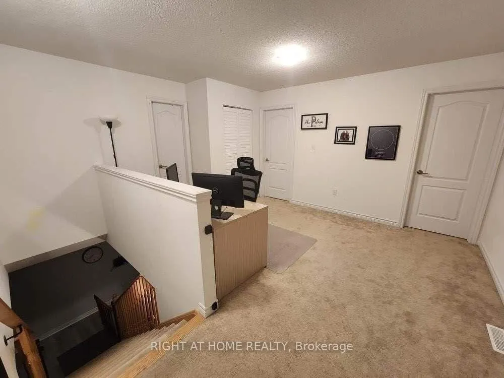 Photo 10 of 16 Brown Bear Street, Barrie, Rural Barrie Southwest — HOMEH