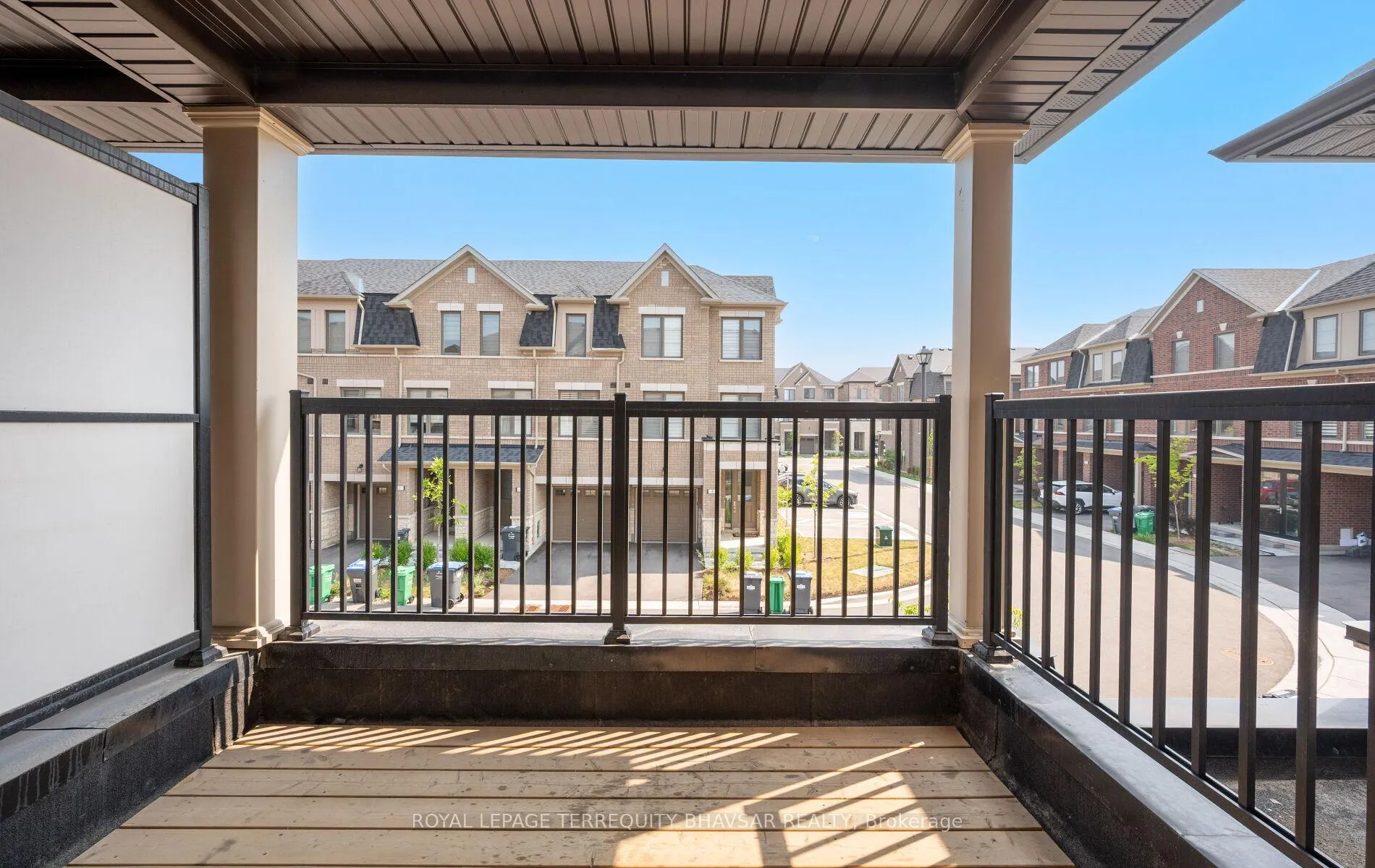 Photo 25 of 20 Vestry Way, Brampton, Goreway Drive Corridor — HOMEH