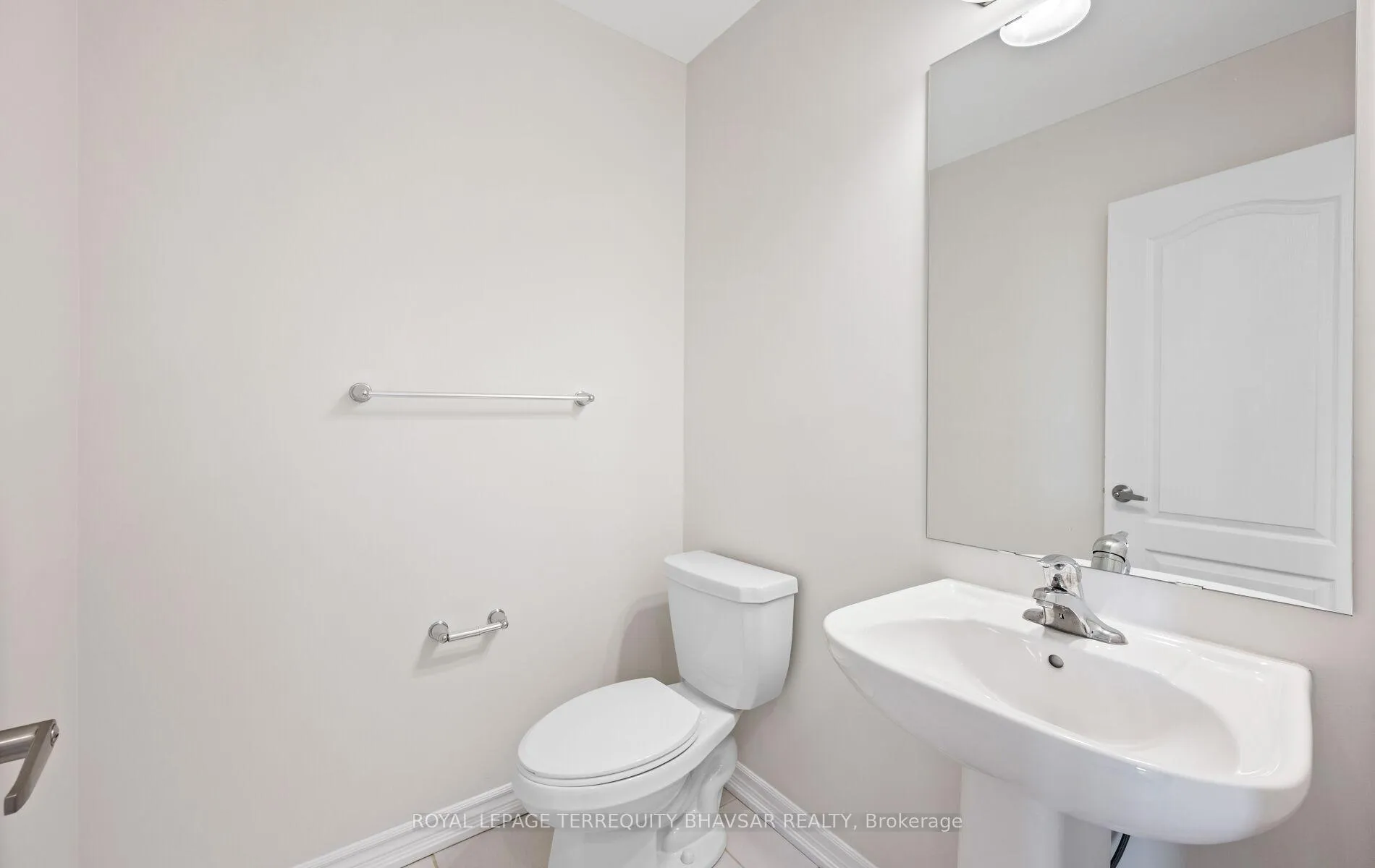 Photo 27 of 20 Vestry Way, Brampton, Goreway Drive Corridor — HOMEH
