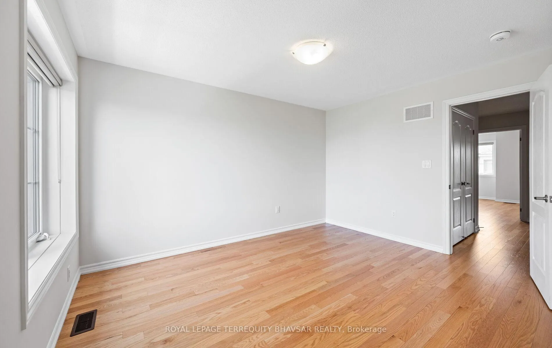 Photo 31 of 20 Vestry Way, Brampton, Goreway Drive Corridor — HOMEH