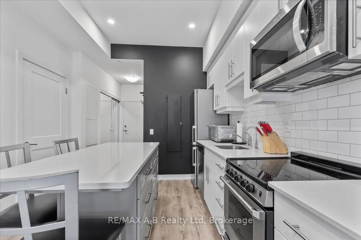 Photo 11 of Unit Suite 109B, 247 Northfield Drive E, Waterloo — HOMEH