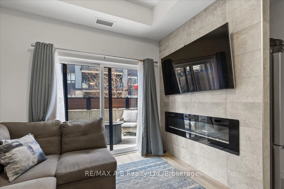 Photo 12 of Unit Suite 109B, 247 Northfield Drive E, Waterloo — HOMEH