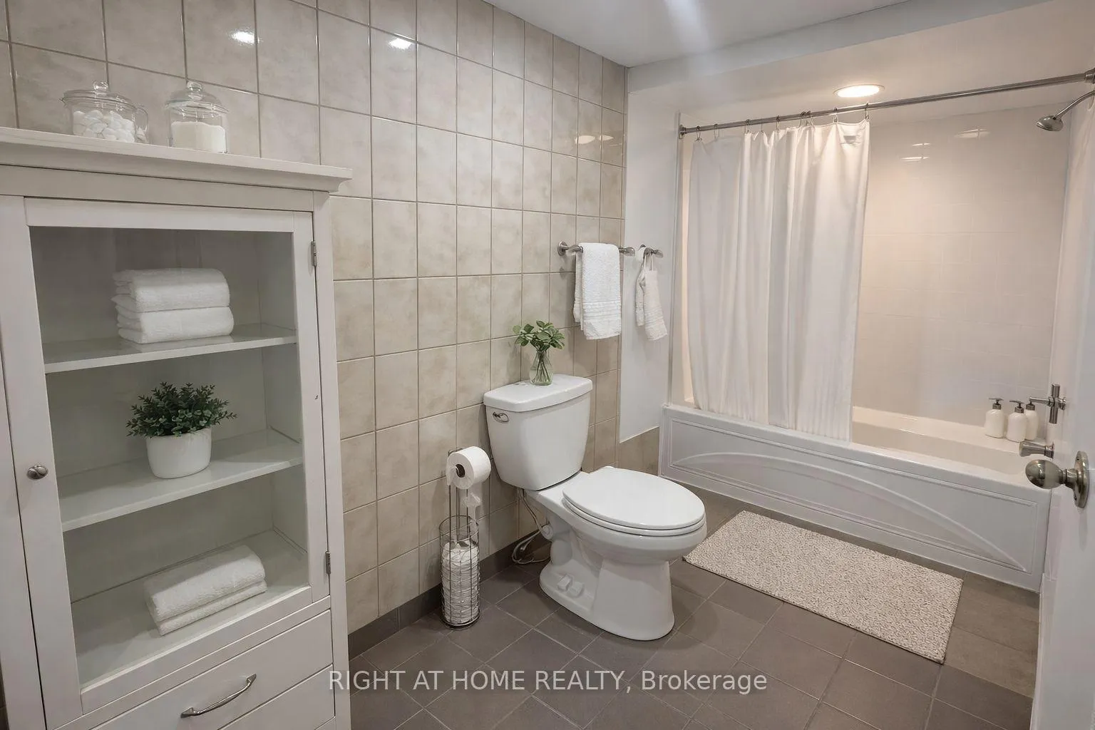 Photo 4 of Unit lower, 720 Leaside Street, Pickering, West Shore — HOMEH