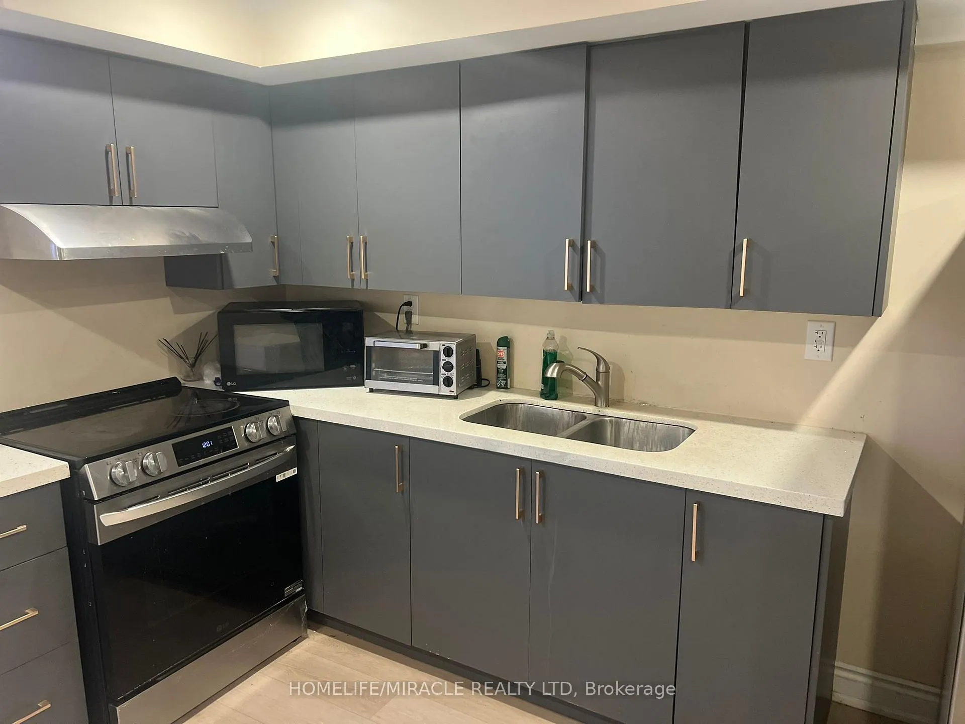 Photo 1 of Unit Basement, 159 Calderstone Drive, Brampton, Bram East — HOMEH