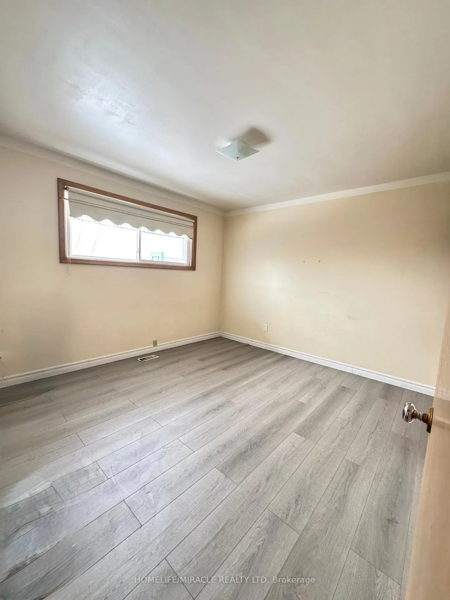 Photo 19 of 20 Terrace Drive, Hamilton, Balfour — HOMEH