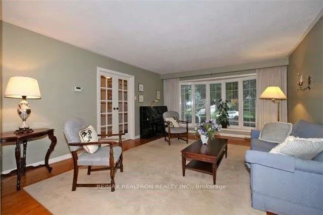 Photo 3 of 3 Shady Lane Crescent, Markham, Langstaff South — HOMEH
