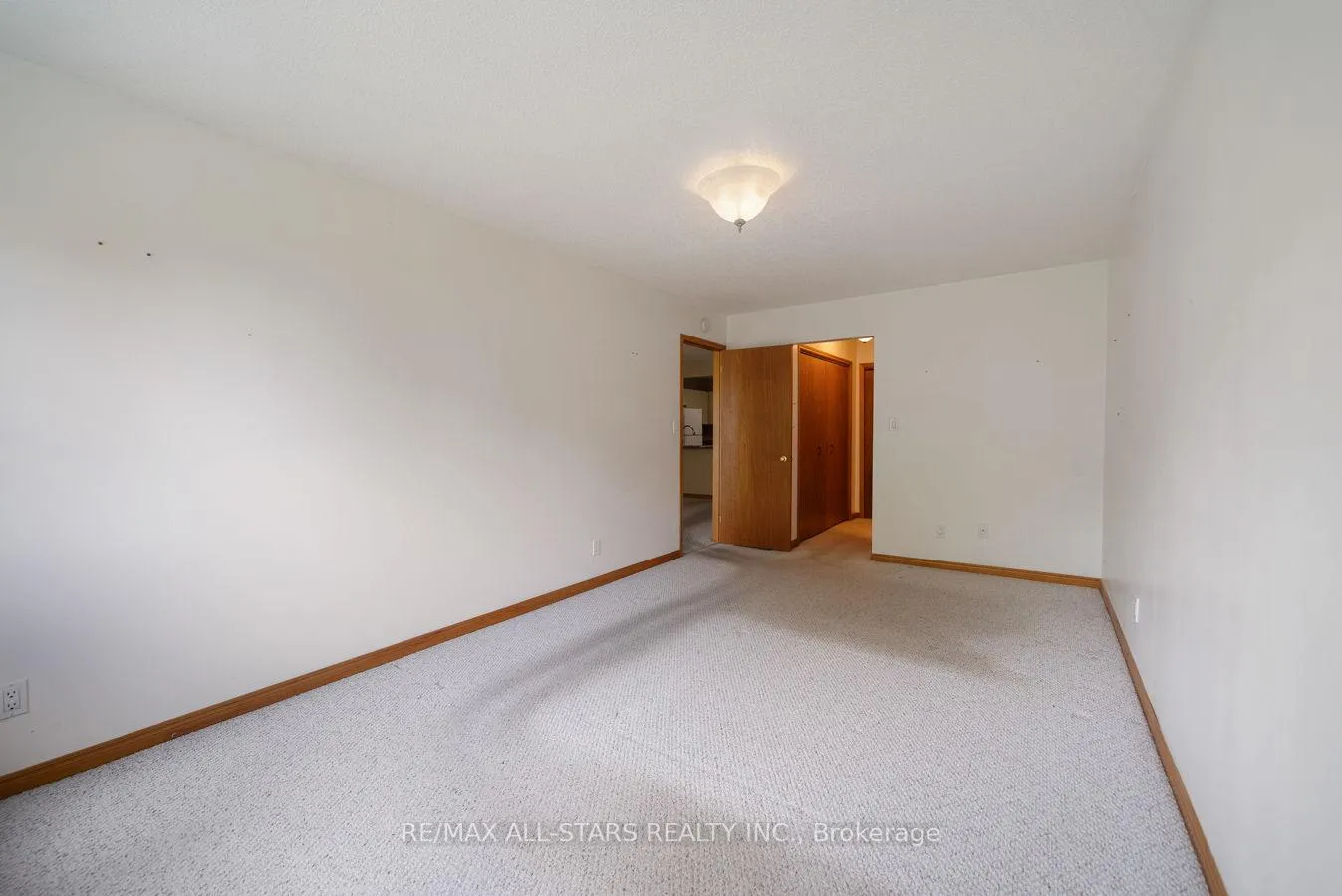 Photo 12 of Unit 8, 234 Water Street, Scugog, Port Perry — HOMEH