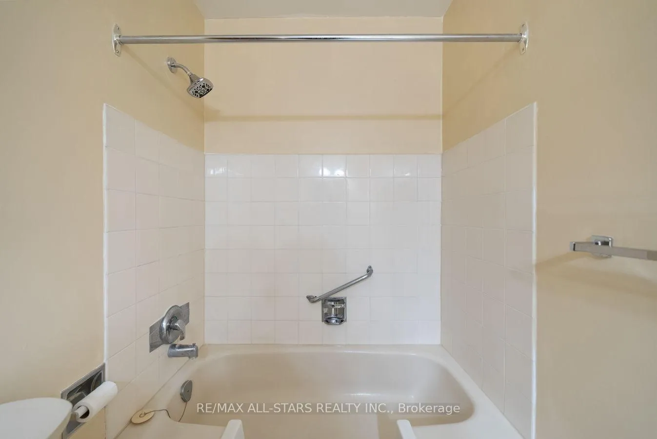 Photo 18 of Unit 8, 234 Water Street, Scugog, Port Perry — HOMEH