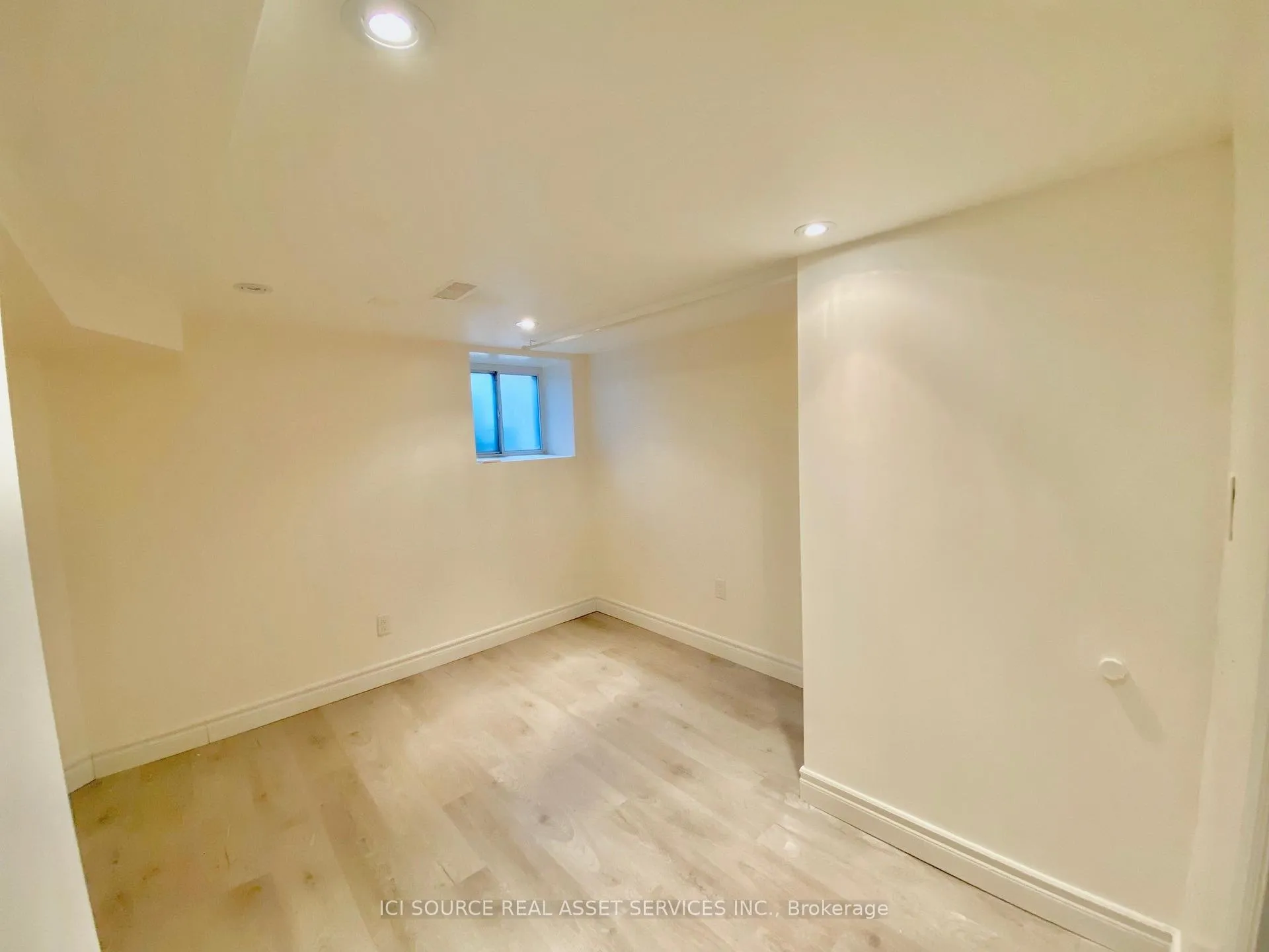 Photo 7 of Unit 3, 583 Euclid Avenue, Toronto, Palmerston-Little Italy — HOMEH