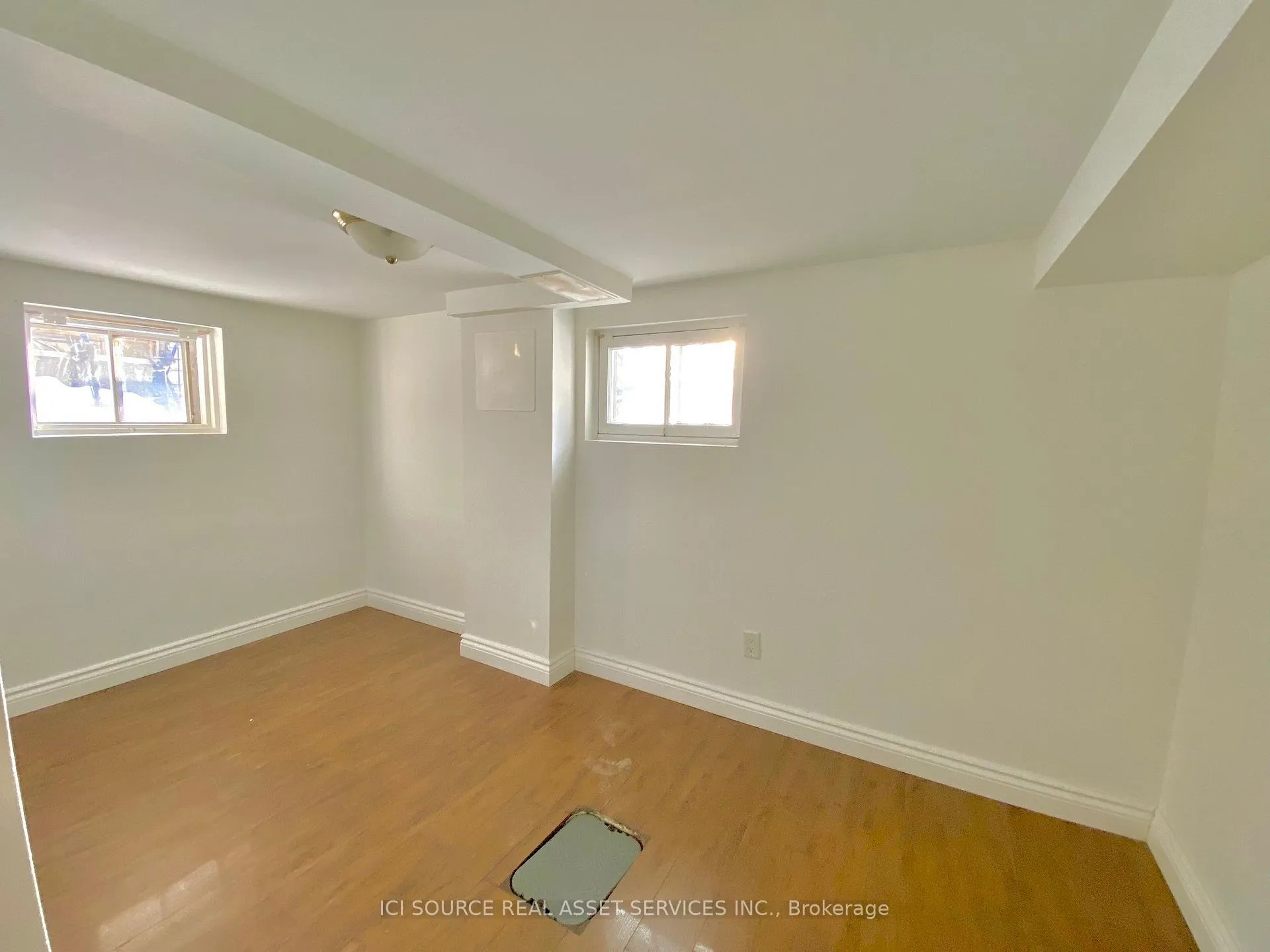 Photo 8 of Unit 3, 583 Euclid Avenue, Toronto, Palmerston-Little Italy — HOMEH