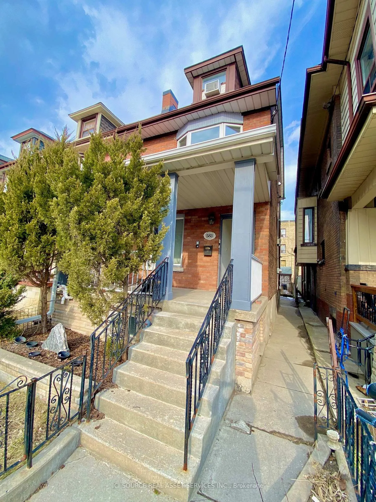 Photo 10 of Unit 3, 583 Euclid Avenue, Toronto, Palmerston-Little Italy — HOMEH