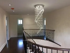 Photo 5 of 4 Ashland Crescent, Markham, Sherwood-Amberglen — HOMEH