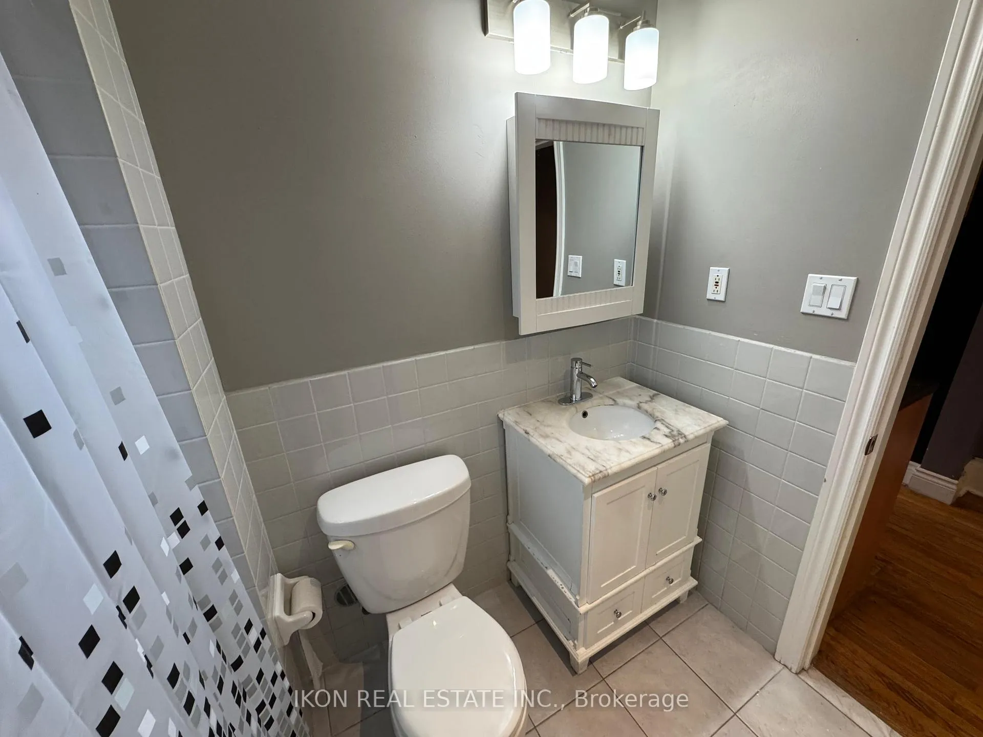 Photo 20 of 22 Bushell Avenue, Toronto, South Riverdale — HOMEH