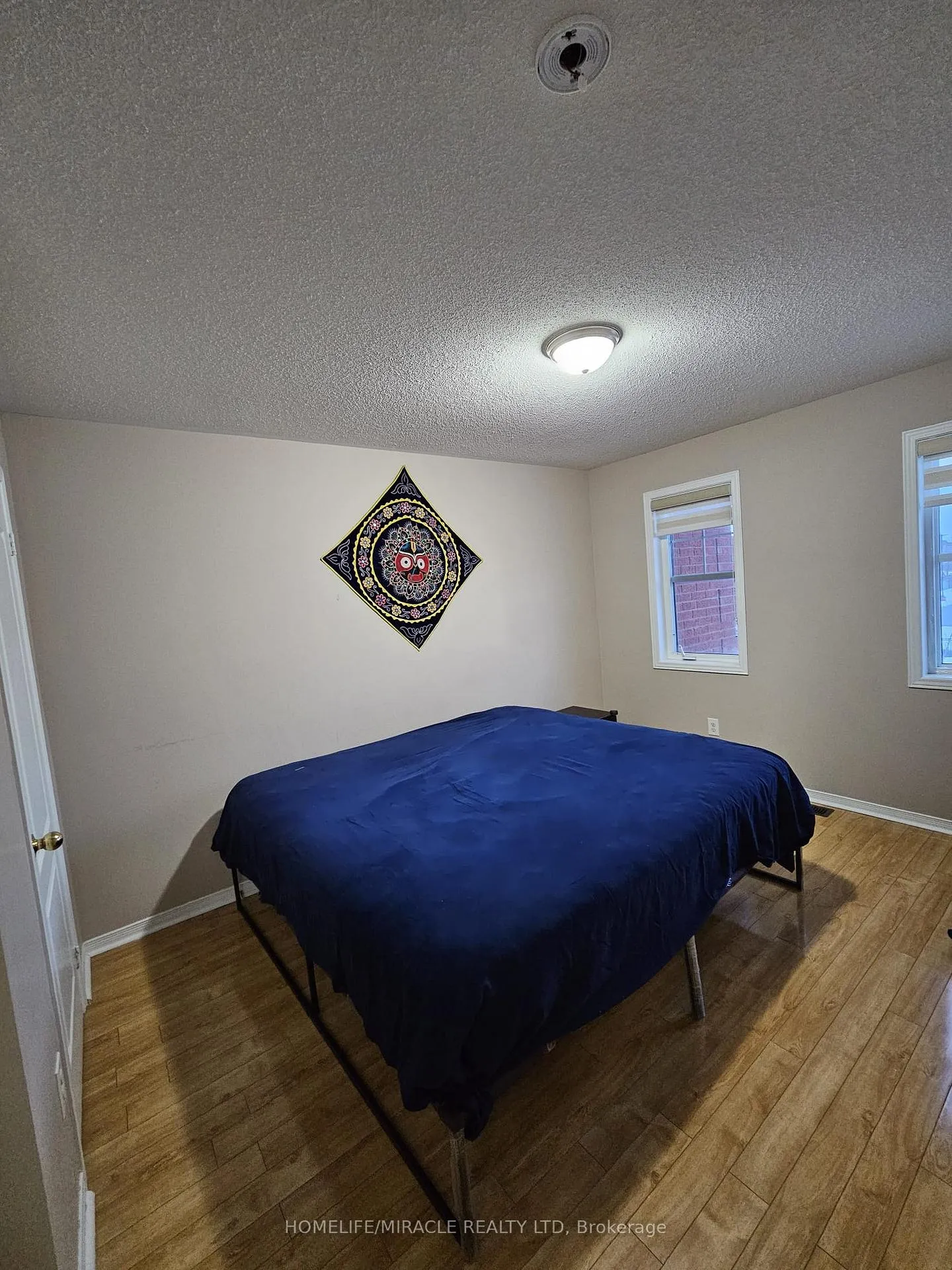 Photo 7 of 19 Fairwood Circle, Brampton, Sandringham-Wellington — HOMEH