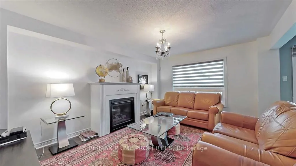 Photo 9 of 69 Whitlock Crescent, Ajax, Northeast Ajax — HOMEH