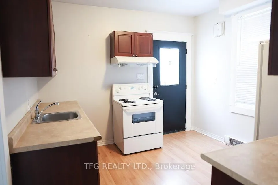 Photo 3 of 112 Brock Street E, Oshawa, O'Neill — HOMEH