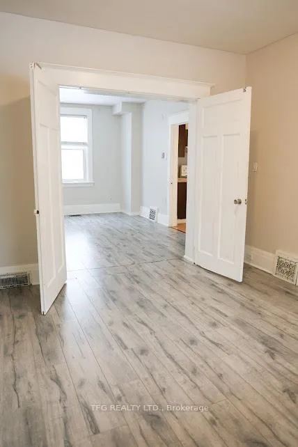 Photo 16 of 112 Brock Street E, Oshawa, O'Neill — HOMEH