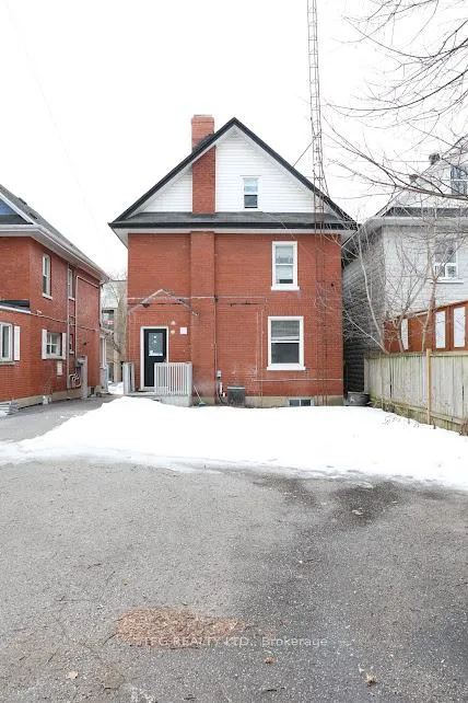 Photo 19 of 112 Brock Street E, Oshawa, O'Neill — HOMEH