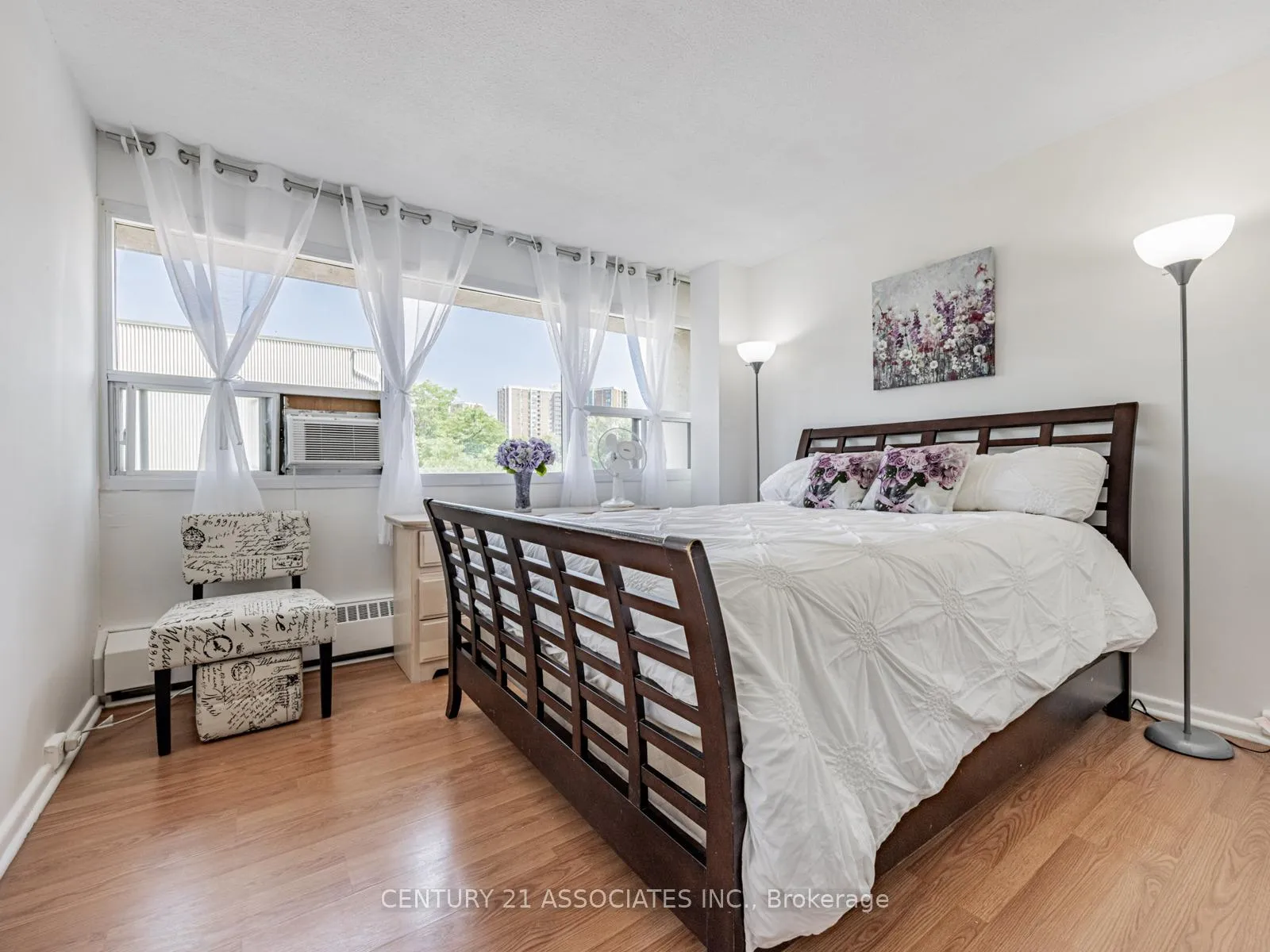 Photo 21 of Unit 402, 100 Leeward Glenway, Toronto, Flemingdon Park — HOMEH