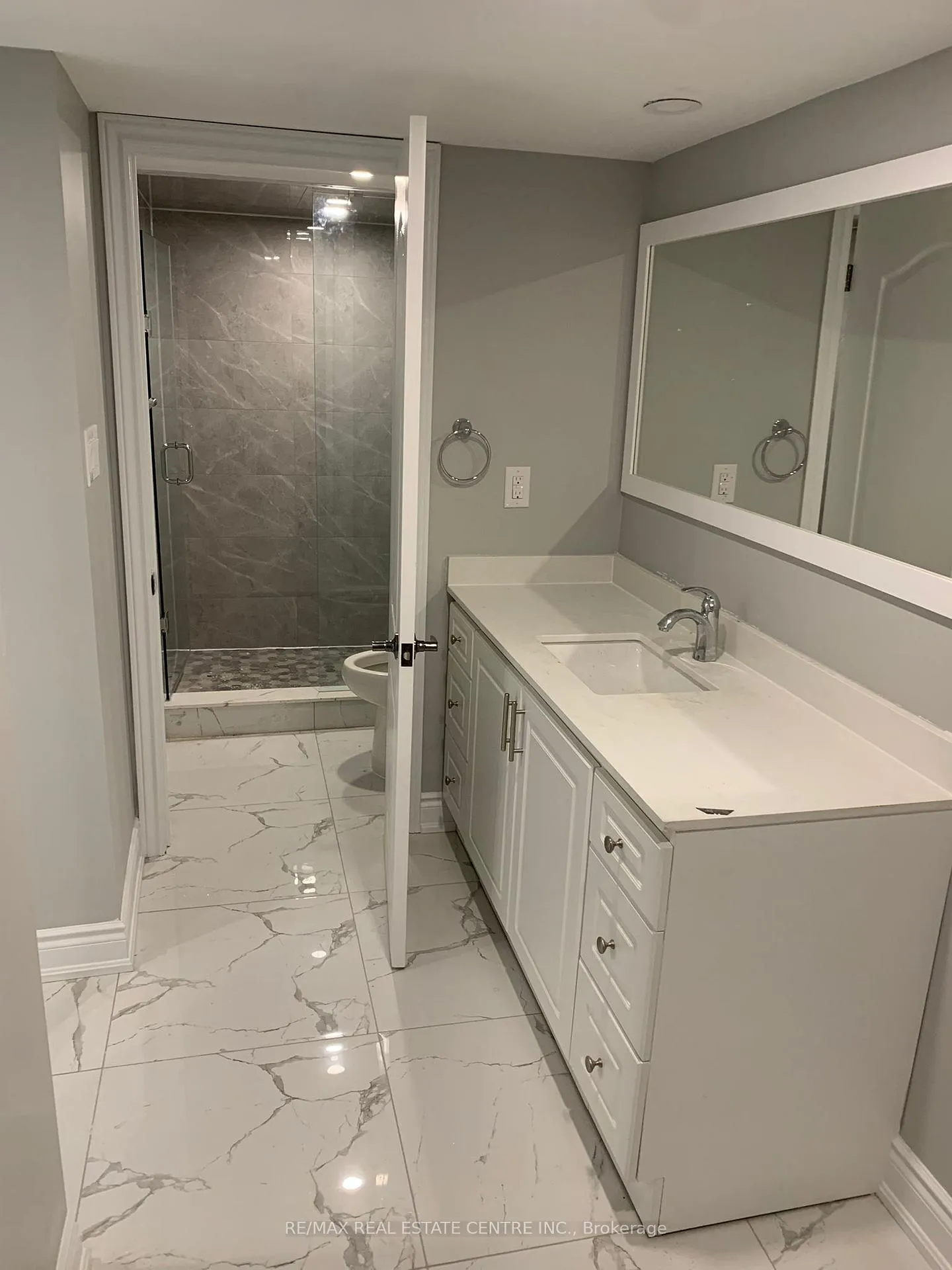 Photo 17 of Unit Bsmt, 362 Remembrance Road, Brampton, Northwest Brampton — HOMEH