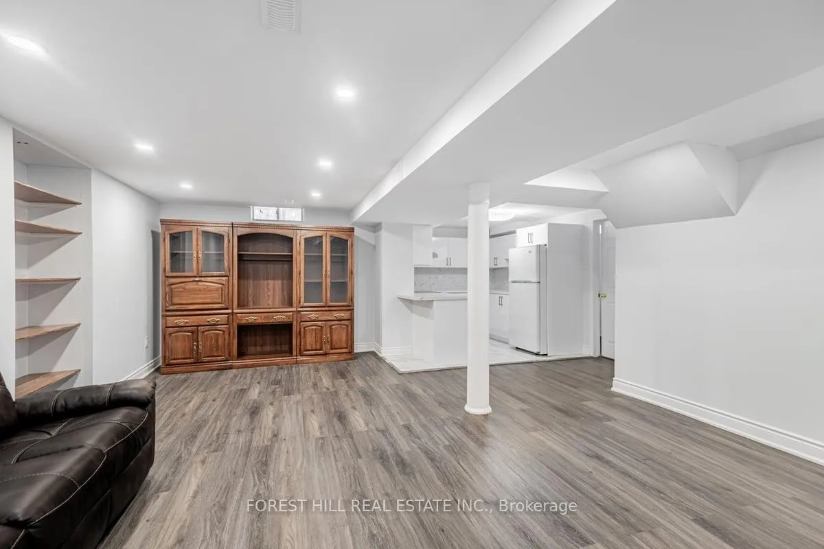 Photo 6 of Unit Lower, 10 Atkinson Court, Ajax, Central — HOMEH