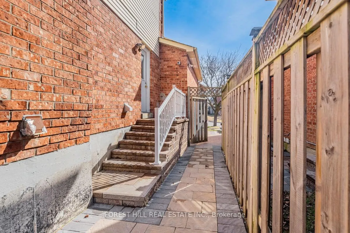 Photo 17 of Unit Lower, 10 Atkinson Court, Ajax, Central — HOMEH