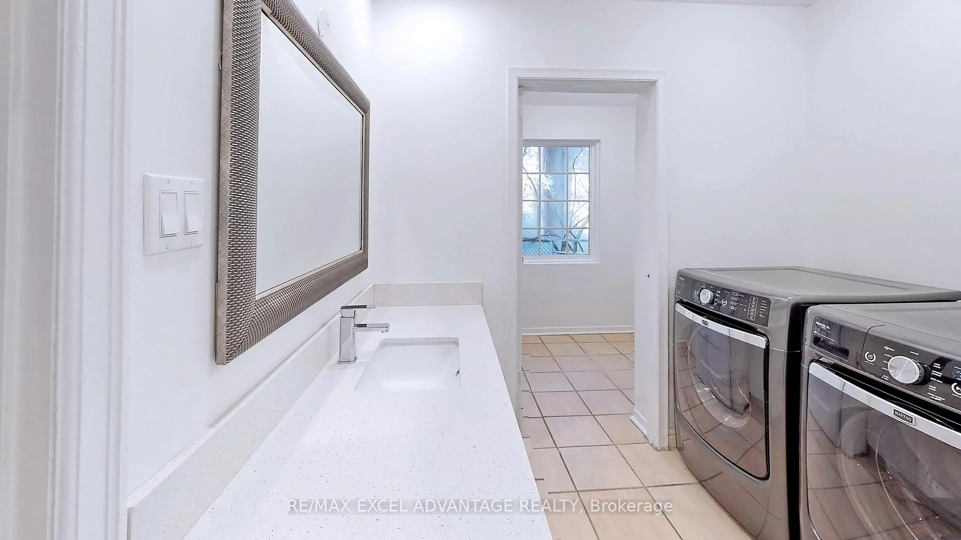 Photo 33 of 2 Sandringham Drive, Toronto, Bedford Park-Nortown — HOMEH