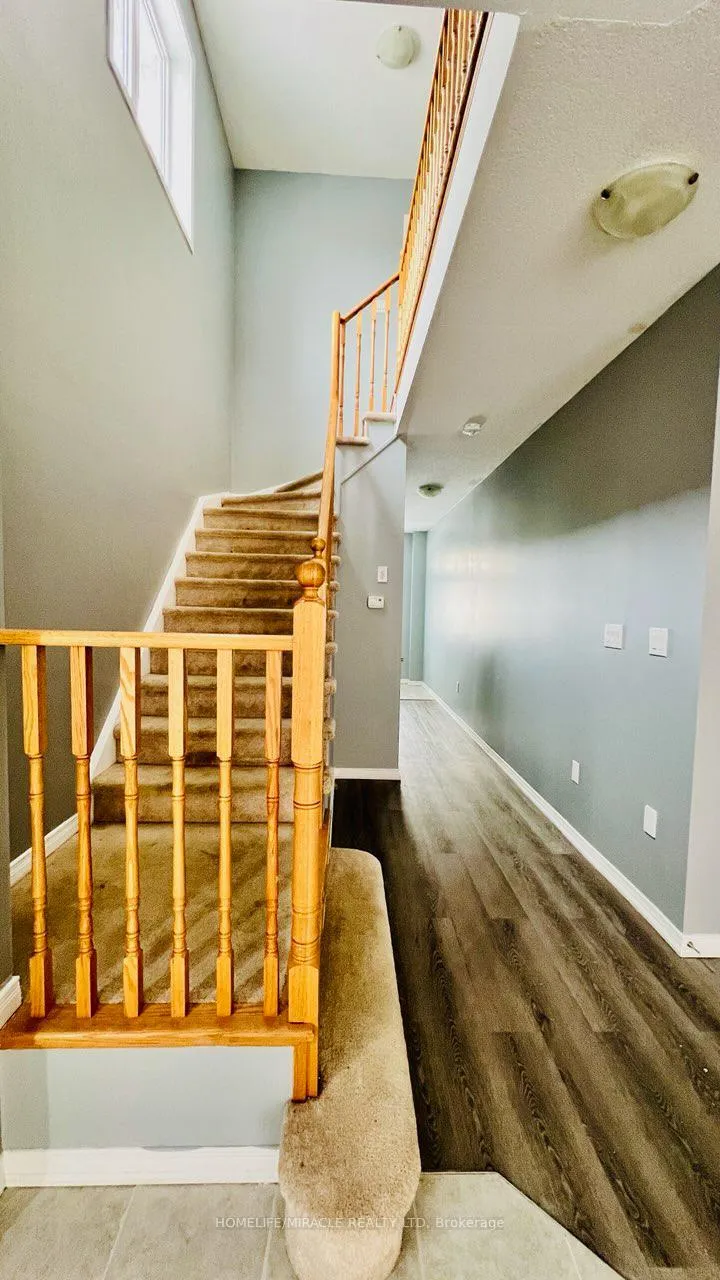 Photo 5 of 43 Sumac Drive, Haldimand — HOMEH