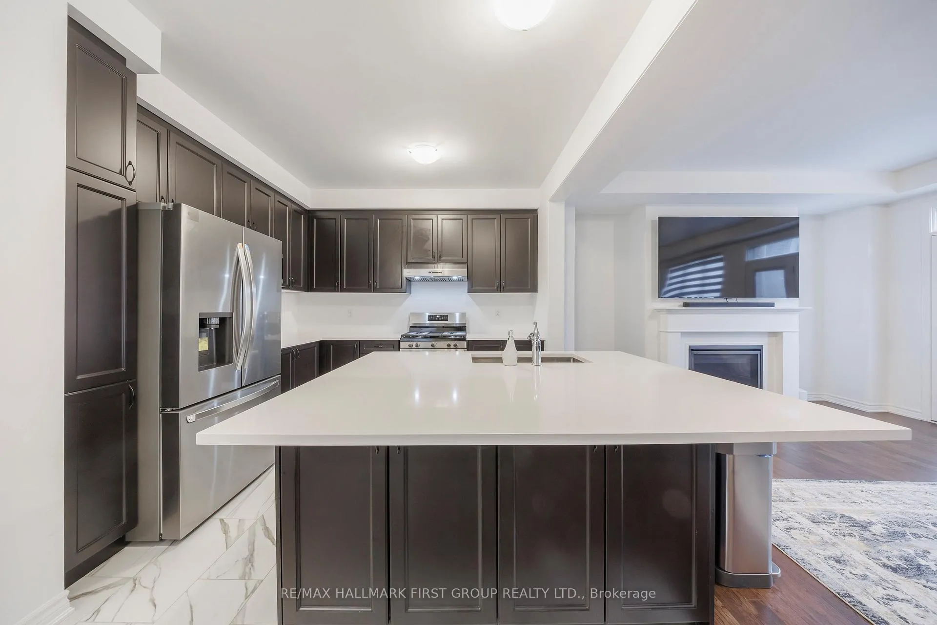 Photo 12 of 2922 Scotch Pine Lane, Pickering, Rural Pickering — HOMEH