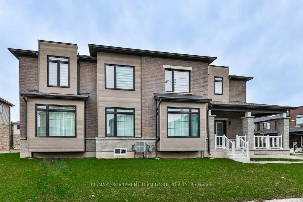 Photo 1 of 3 Bentgrass Drive, Welland, Hwy 406/Welland — HOMEH