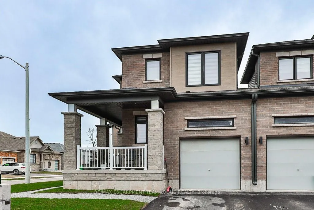 Photo 4 of 3 Bentgrass Drive, Welland, Hwy 406/Welland — HOMEH